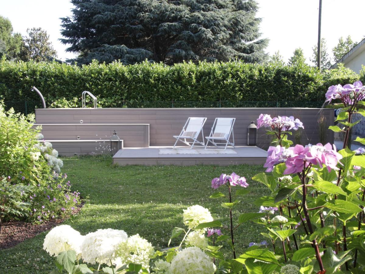 Villa Gina 체로브란코 외부 사진