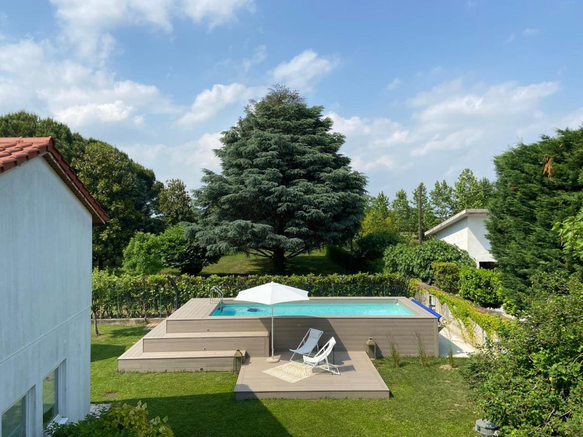 Villa Gina 체로브란코 외부 사진